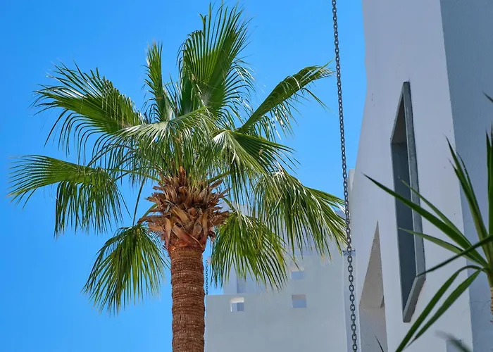 Yaz Hotel